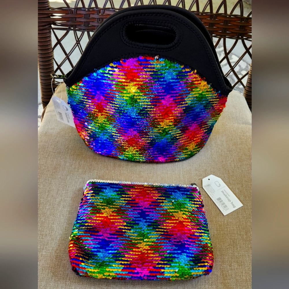 Lunch bag and matching makeup bag